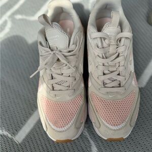 Nike air zoom fire running shoe